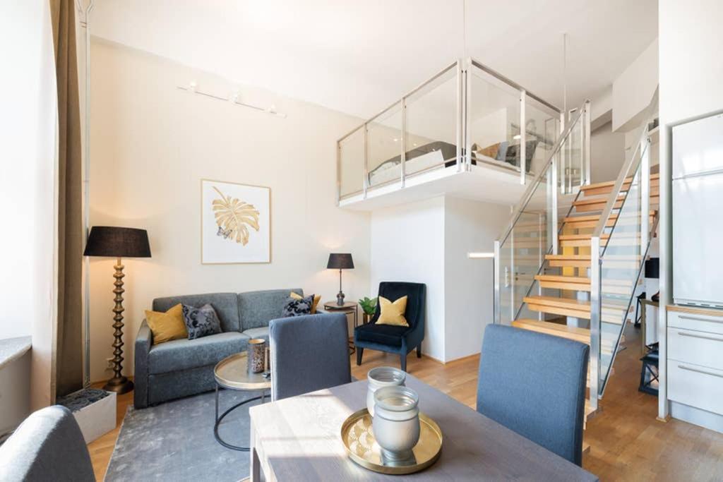 Nordic Host Luxury Apts - Prinsens Gate - Large Mezzanine Studio Осло Екстериор снимка