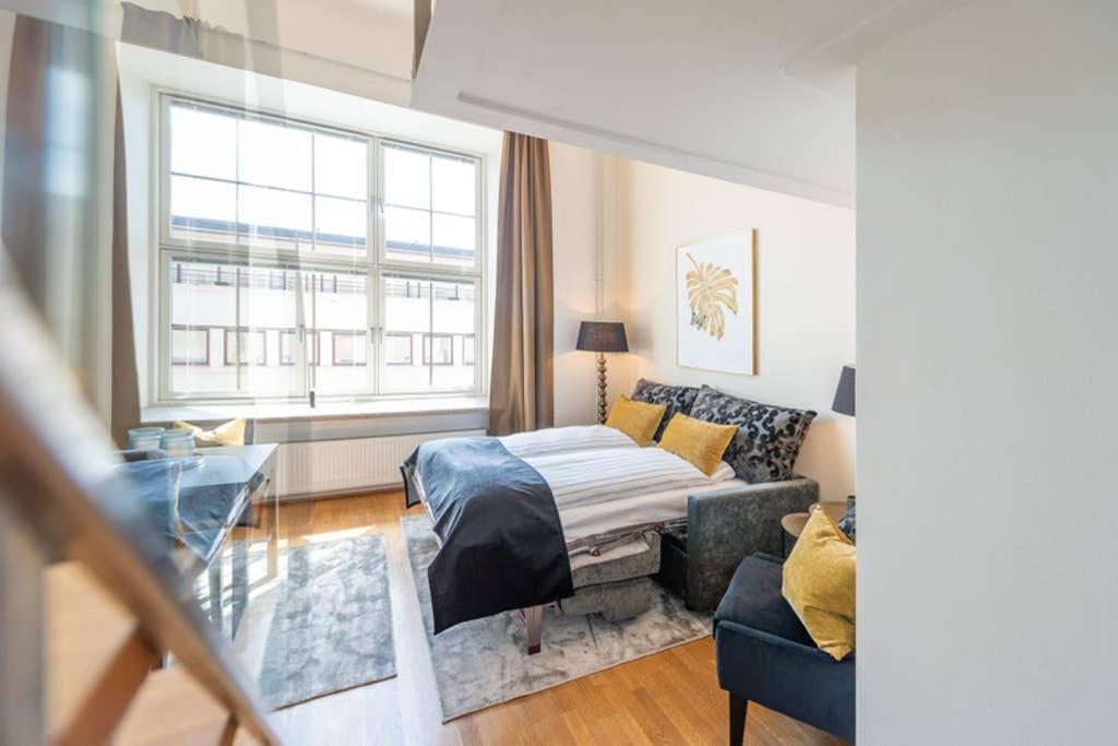 Nordic Host Luxury Apts - Prinsens Gate - Large Mezzanine Studio Осло Екстериор снимка